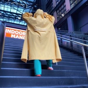 Genes raincoat